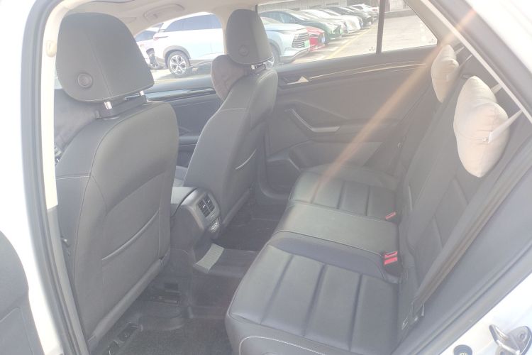 T-Roc 2021 car image #19