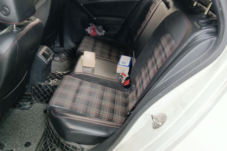 Volkswagen GolfGTI 2017 #19 Volkswagen GolfGTI 2017 car image #19