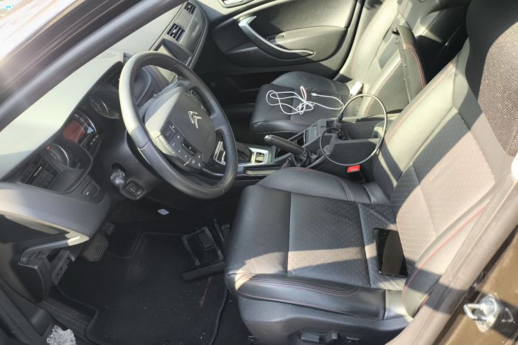 Citroen C5 2016 car image #19