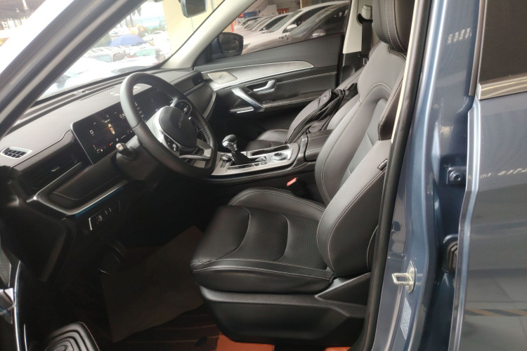 X70 PLUS 2022 car image #19
