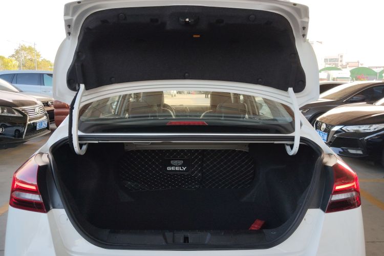 GEELY Emgrand 2022 car image #19