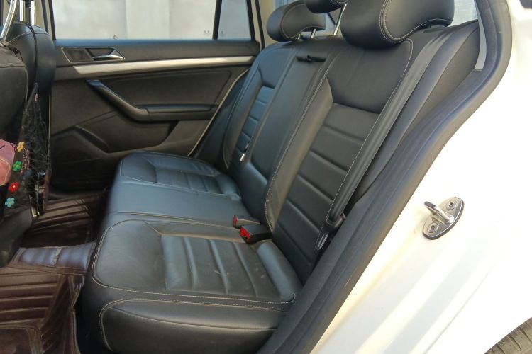 Volkswagen Gran Lavida 2017 immagine di auto #19