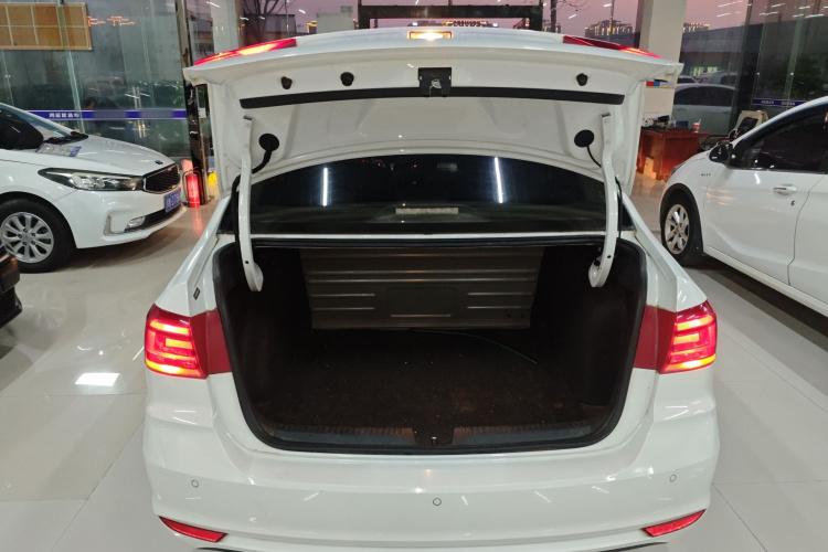 桑塔纳 2017 汽车图片 #19