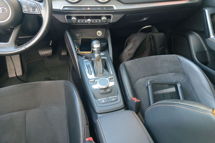 Q2L e-tron 2022 car image #19