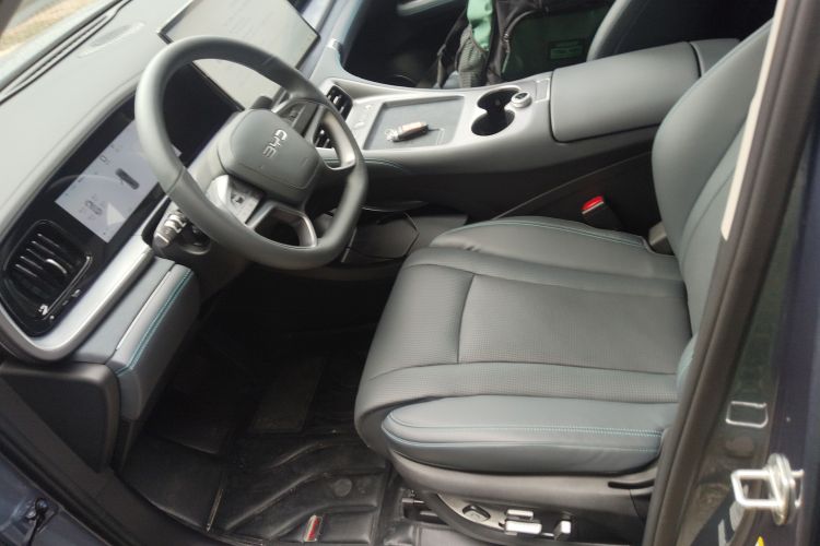 BYD Sea Lion 07 DM-i 2025 car image #19