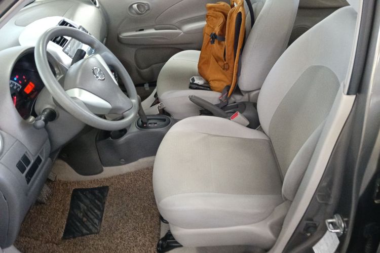 Nissan Sunny 2018 car image #19