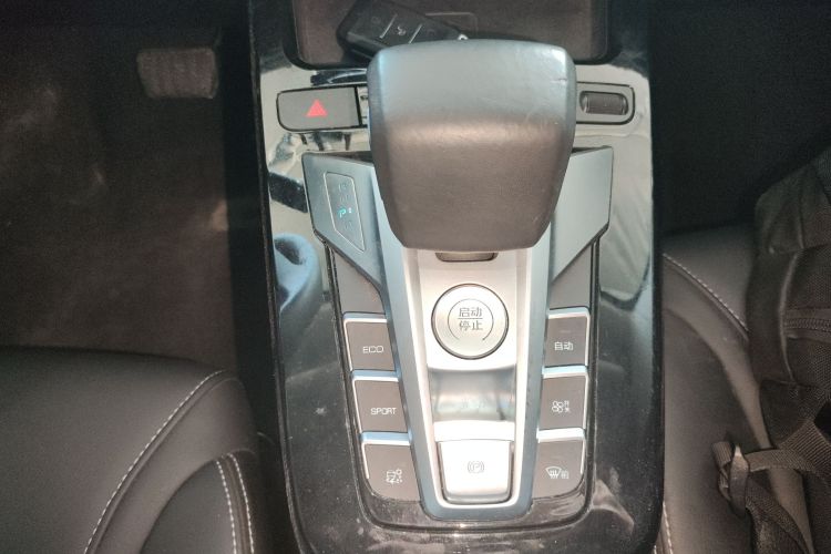 BYD Yuan New Energy 2021 car image #19