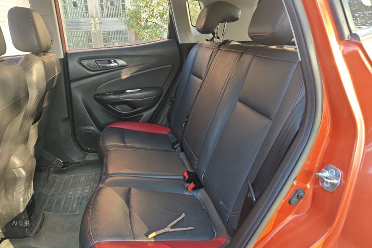 Changan CS15 2016 #19 Changan CS15 2016 صورة سيارة #19