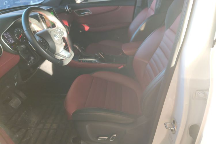 MG HS 2019 car image #19