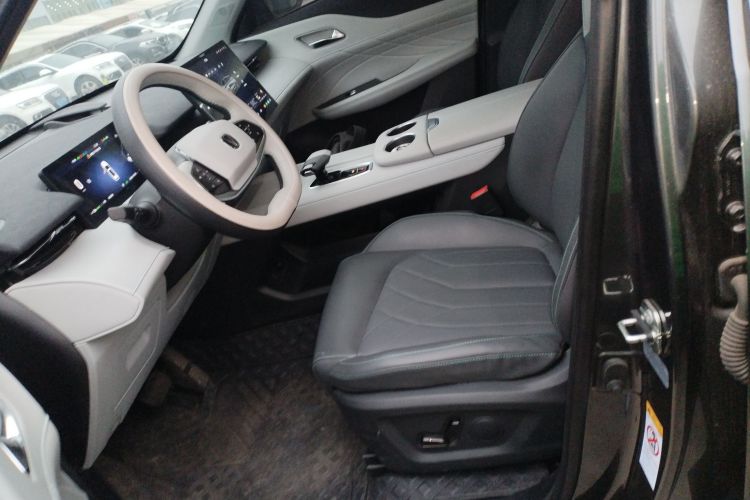 Changan UNI-Z PHEV 2024 #19 Changan UNI-Z PHEV 2024 car image #19