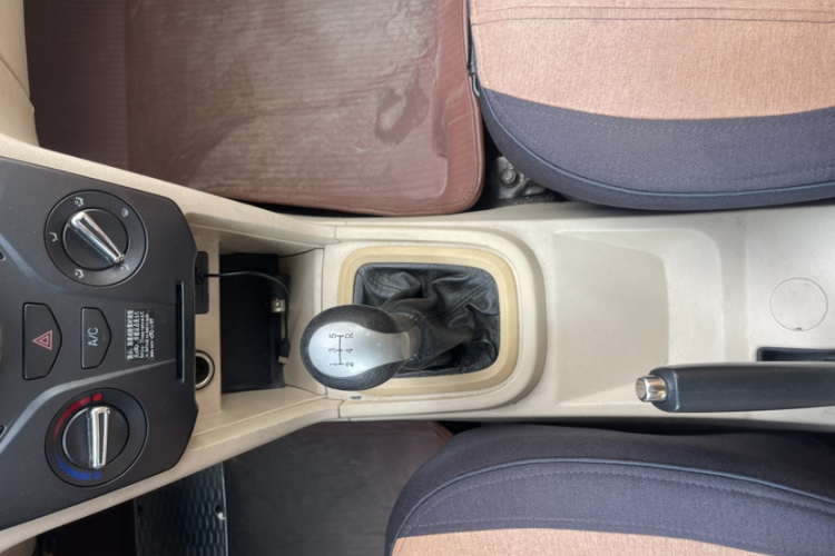 Chery Fulwin 2 2015 #19 Chery Fulwin 2 2015 immagine di auto #19