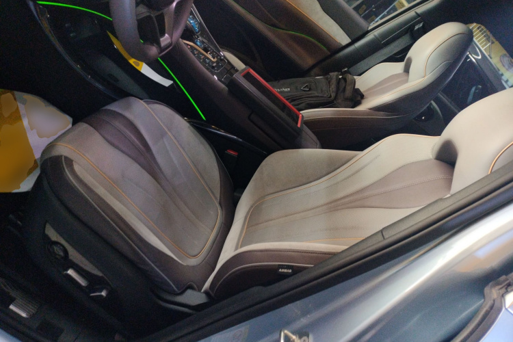 BYD Frigate 07 2023 immagine di auto #19