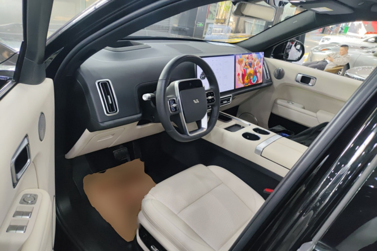 Li L7 2023 car image #19
