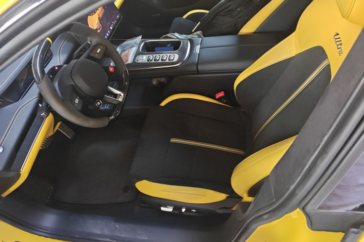 MI SU7 Ultra 2025 car image #19