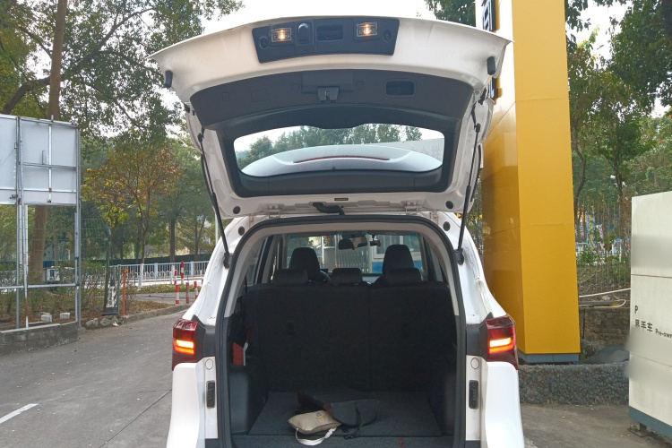 X70M 2021 #19 X70M 2021 car image #19