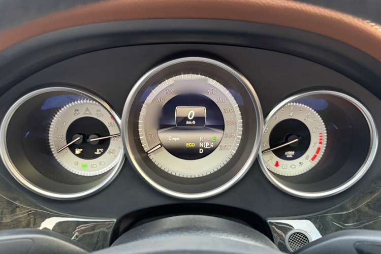 Mercedes-Benz CLS Class 2015 #19 Mercedes-Benz CLS Class 2015 immagine di auto #19