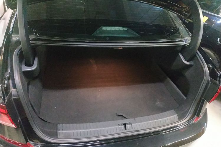 Volkswagen Passat New Energy 2023 immagine di auto #19