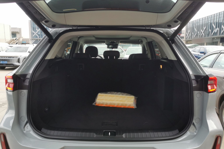 Exceed Lingyun 2021 car image #19