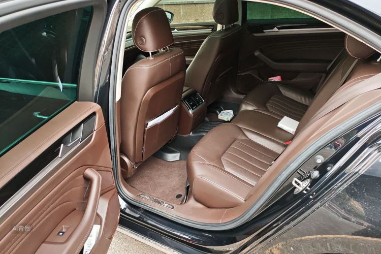 Volkswagen Phideon 2022 immagine di auto #19