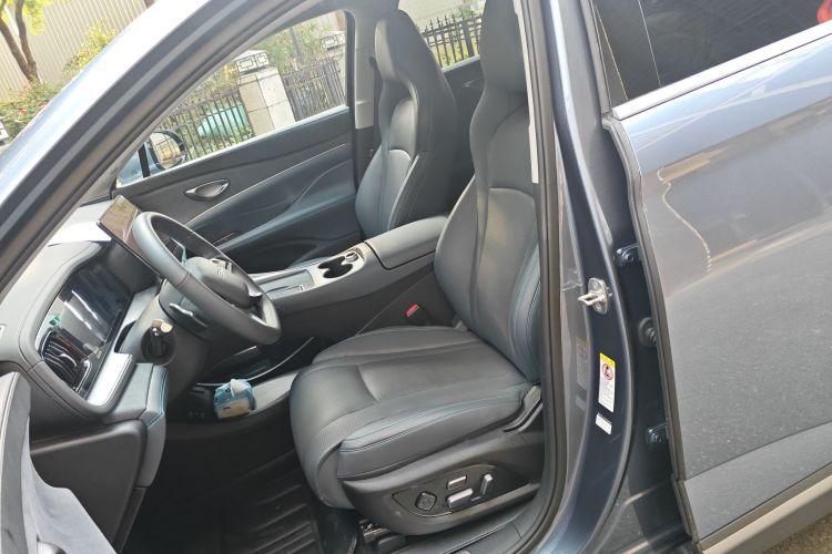 BYD Sea Lion 07 DM-i 2025 car image #19