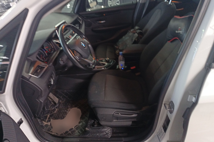 BMW 2 Series Tourer 2018 car image #19