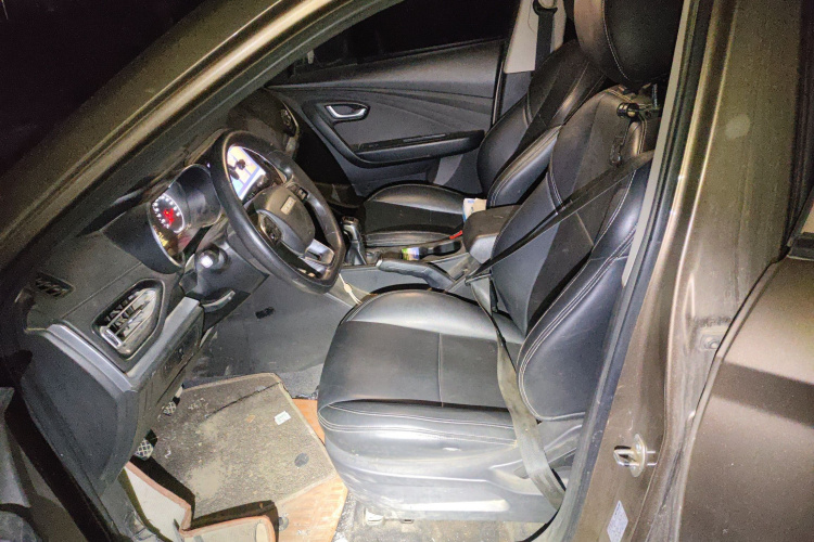 X70M 2020 #19 X70M 2020 car image #19
