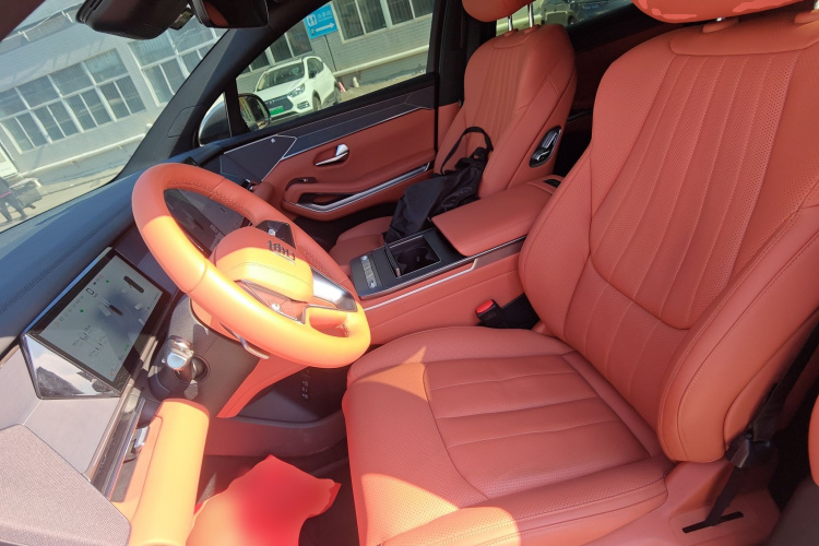 BYD Tang L 2025 car image #19