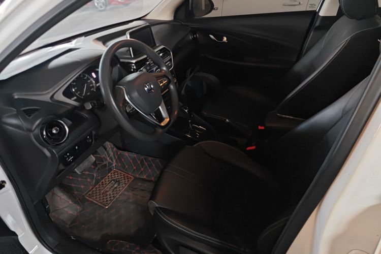 Changan Alsvin 2018 car image #19