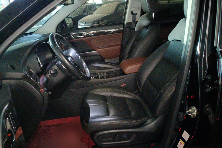 GAC Trumpchi GS8 2019 car image #19