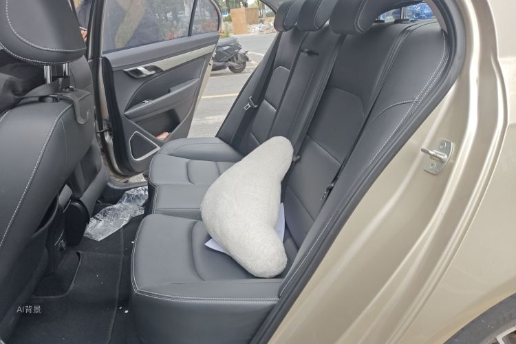GEELY Emgrand 2020 #19 GEELY Emgrand 2020 car image #19