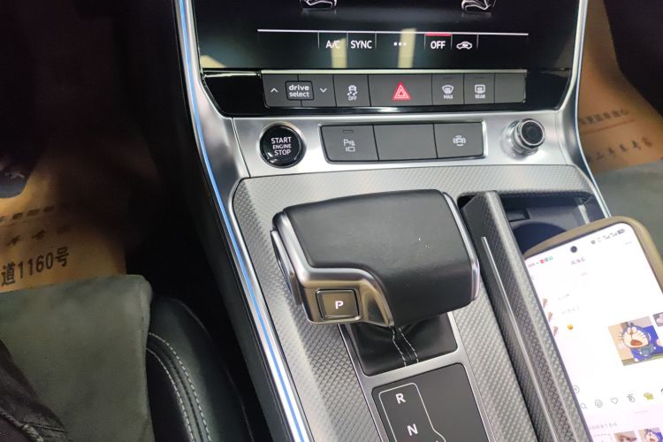 Audi A6L New Energy 2022 #19 Audi A6L New Energy 2022 car image #19