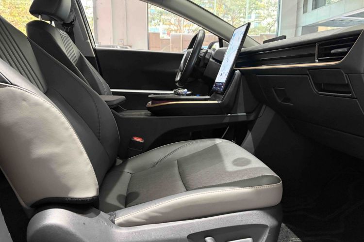 Toyota bZ3 2023 #19 Toyota bZ3 2023 immagine di auto #19