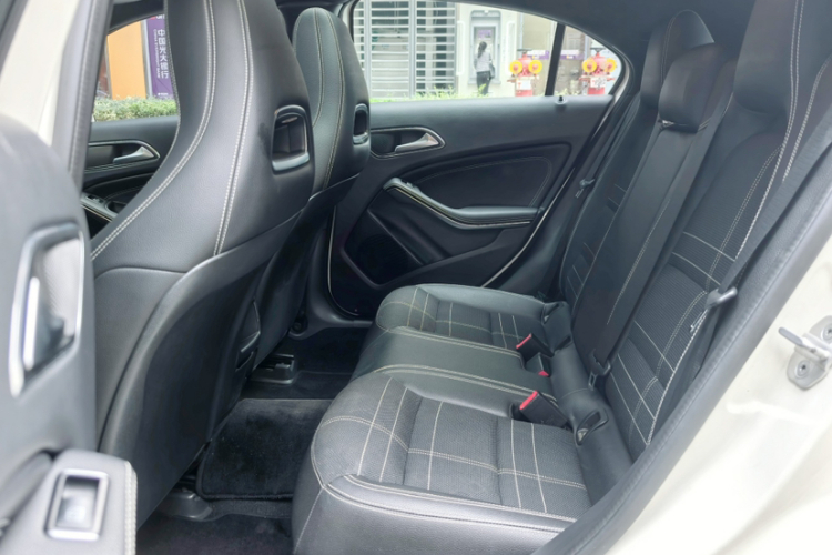 Mercedes-Benz A Class (Imported) 2017 #19 Mercedes-Benz A Class (Imported) 2017 car image #19