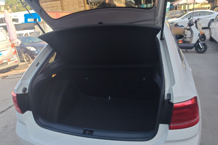 Volkswagen Santana 2019 #19 Volkswagen Santana 2019 immagine di auto #19