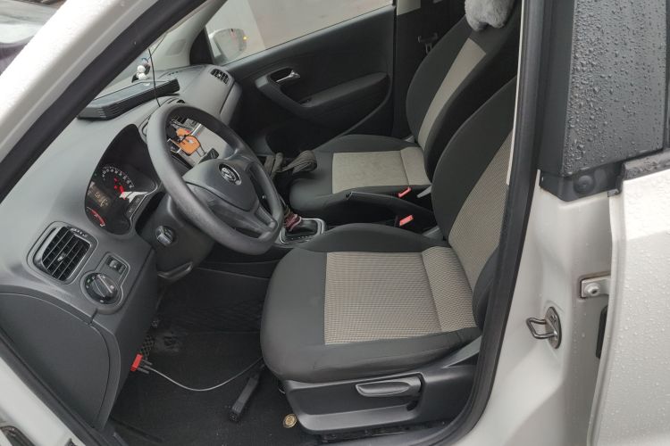 大众 Polo 2019 汽车图片 #19