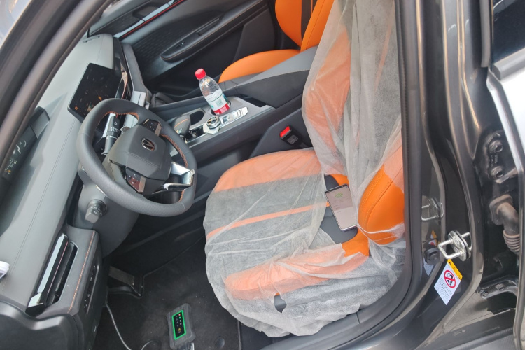 Changan UNI-V 2025 #19 Changan UNI-V 2025 car image #19