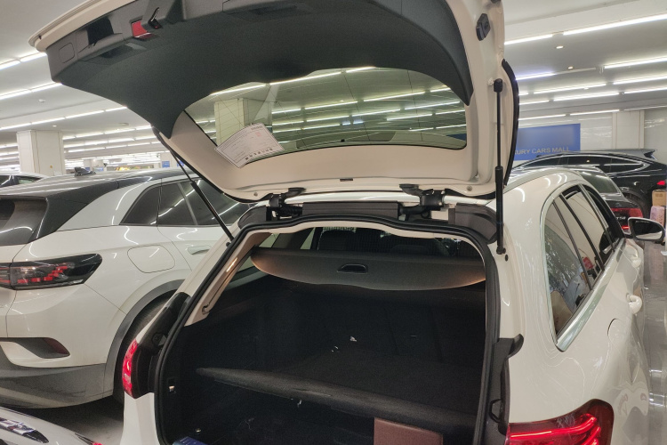 Mercedes-Benz C Class (Imported) 2021 car image #19