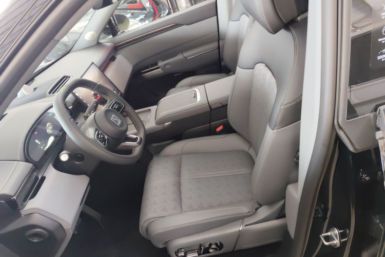 极氪 极氪7X 2025 汽车图片 #19