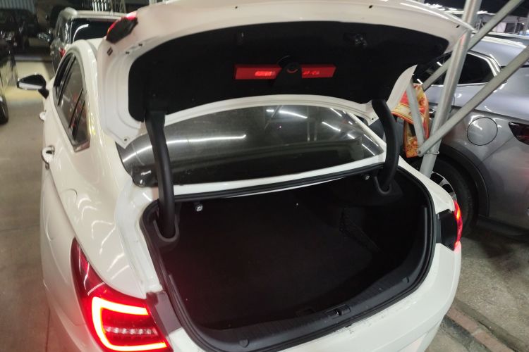 HongQi H5 2022 #19 HongQi H5 2022 car image #19