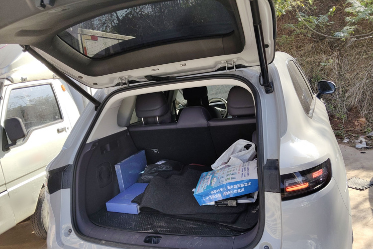 零跑汽车 零跑B10 2025 汽车图片 #19