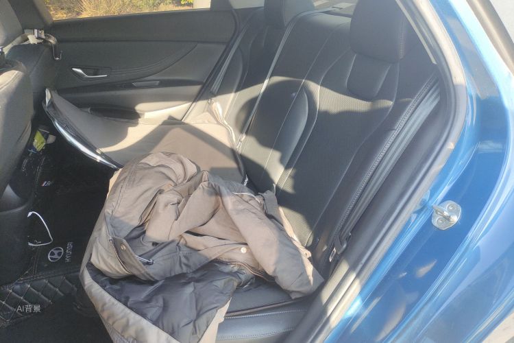 现代 伊兰特 2021 汽车图片 #19