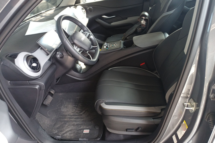 BYD Sea Lion 05 DM-i 2025 image de voiture #19