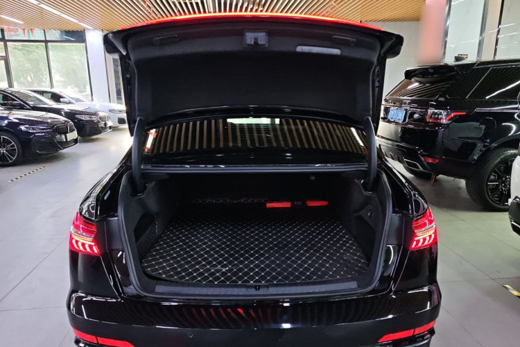 Audi A6L New Energy 2021 car image #19