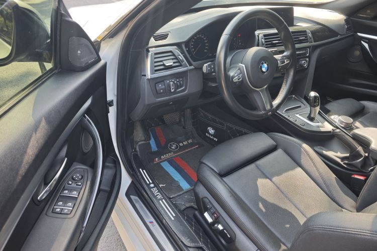 BMW 3 Series GT 2021 car image #19