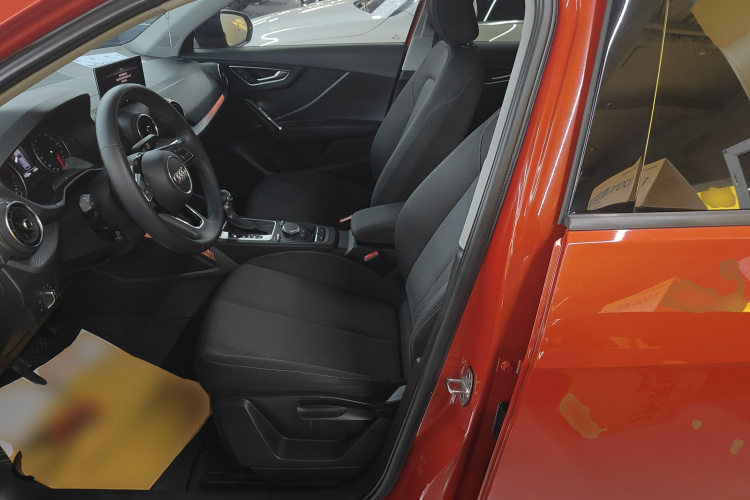 Q2L 2019 car image #19