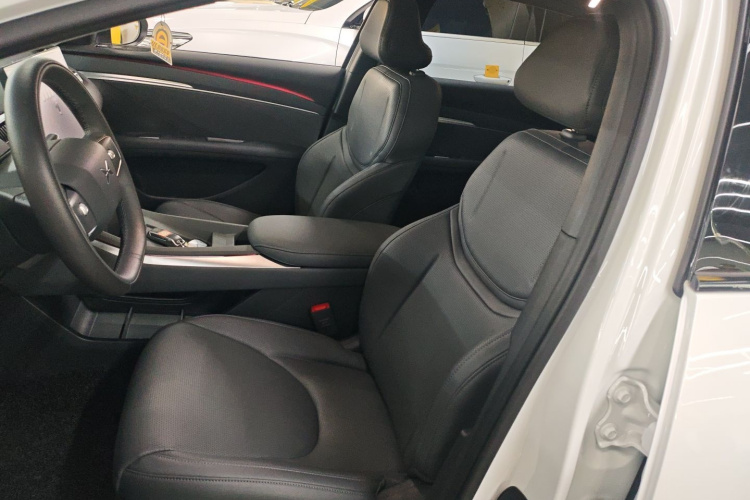 Xpeng MONA M03 2025 imagem de carro #19