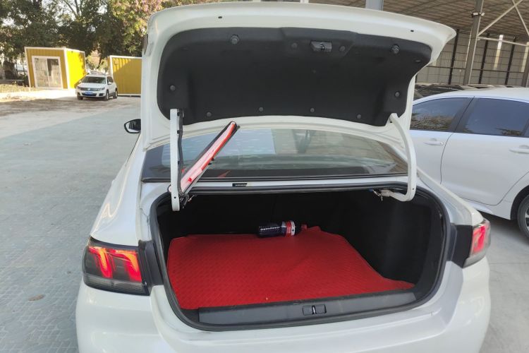 标致 标致308 2019 汽车图片 #19