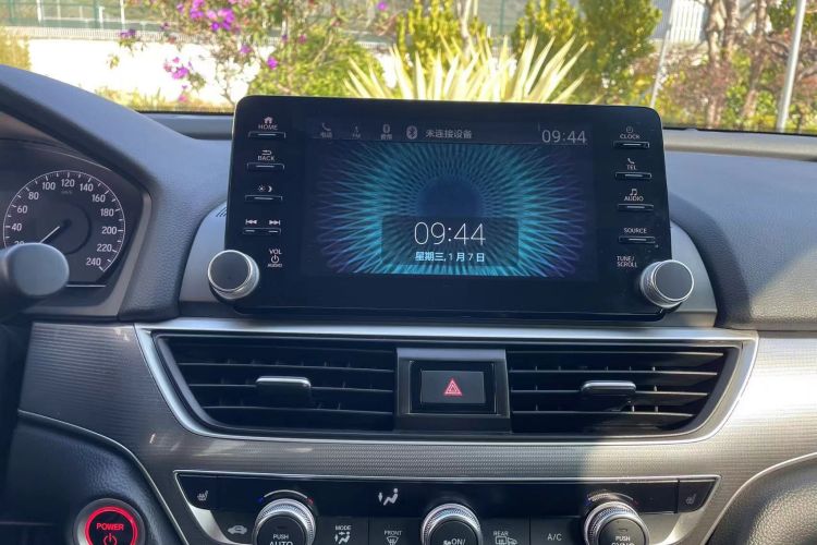 Honda Accord 2020 car image #19