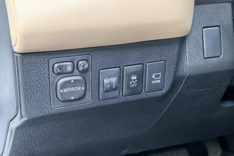 Toyota RAV4 2018 #19 Toyota RAV4 2018 car image #19