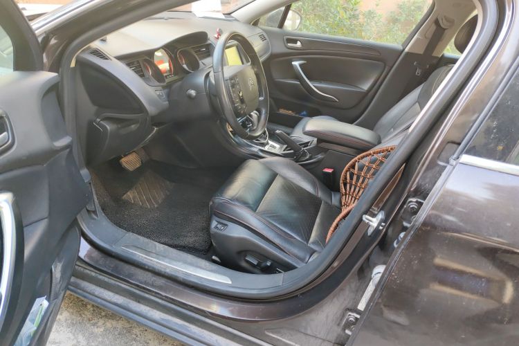Citroen C5 2015 car image #19